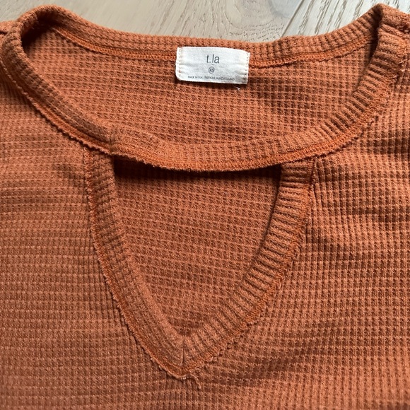 T.la cutout tunic long sleeve cotton tee Anthropologie - Picture 2 of 2